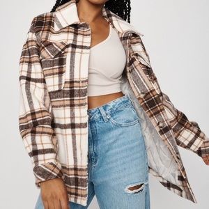 Vancity Shacket
Color: Brown Plaid
Size: L
